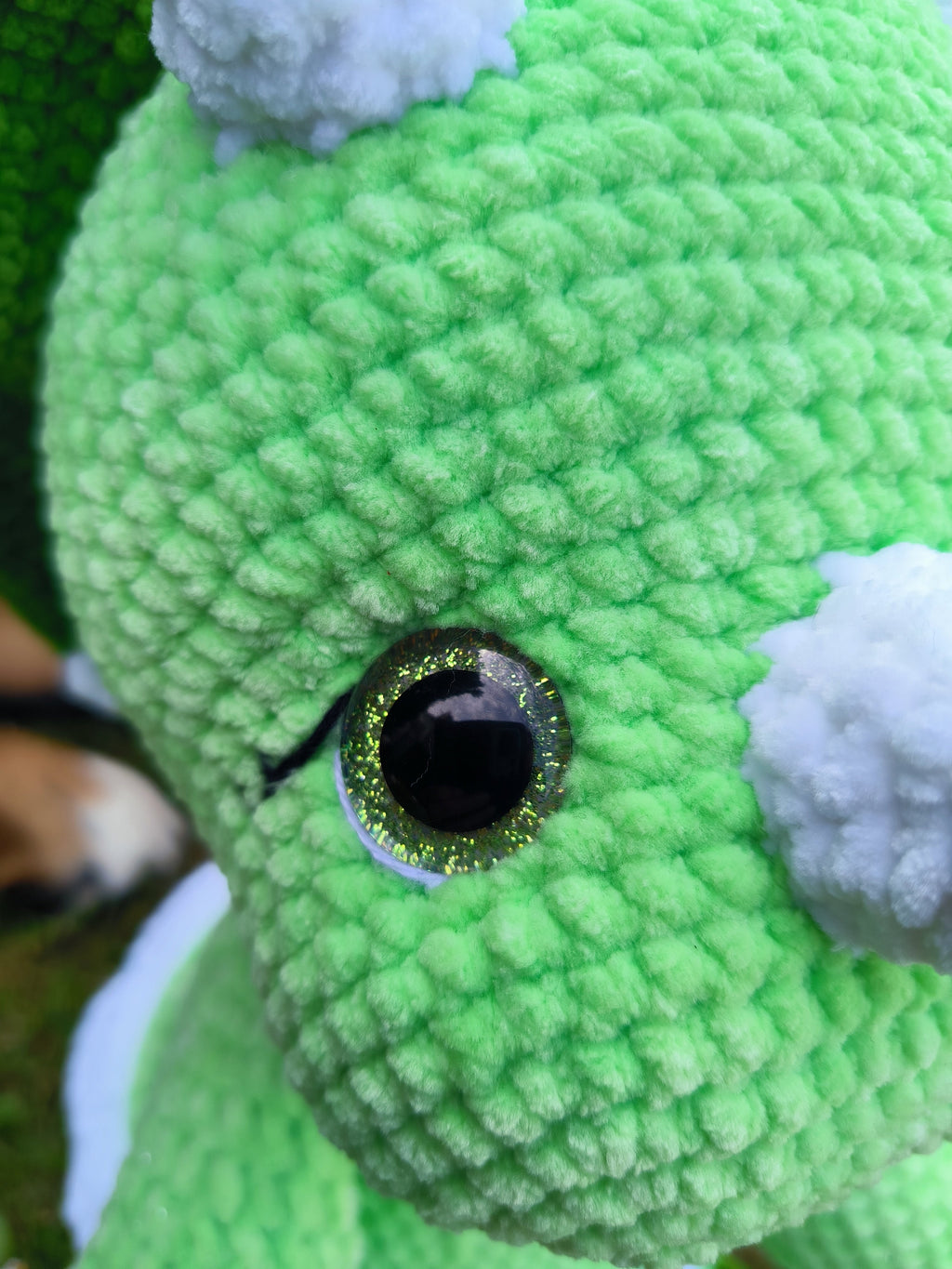 Baby Triceratops Amigurumi – Handgehäkeltes Kuscheltier